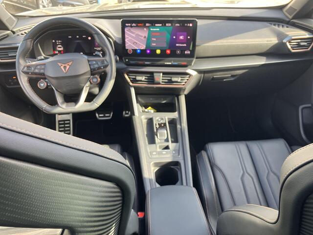 Cupra Formentor 1.4e-Hybrid 180kW/245PK VZ DSG · Panoramadak · Leder · Camera + Parkeersensoren · Apple/Android Car Play ·