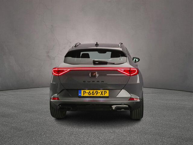 Cupra Formentor Adrenaline 1.4 TSI eHybrid 204pk DSG Automaat Trekhaak, Adaptive cruise control, Achteruitrijcamera, Stuurwiel verwarmd, LED koplampen