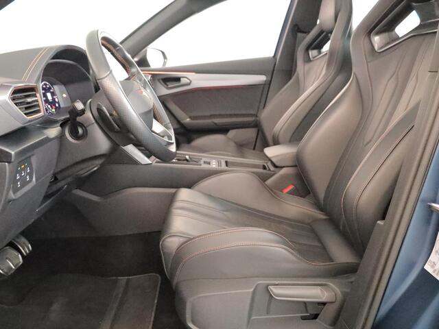 Cupra Formentor 1.4 e-Hybrid VZ Copper Edition 245 pk Automaat (DSG) | Navigatie | Panoramadak | Parkeersensoren (Park assist) | Achteruitrijcamera | Lederen bekleding | Stoelverwarming |