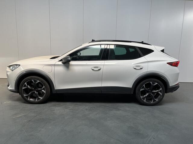 Cupra Formentor 1.4 e-Hybrid VZ Performance / AUTOMAAT/ GARANTIE TM 10-2027/ 245PK/ PANO/ MEMORYSEAT/ STUUR+STUURVERWARM./ ACC/ PARK.SENSOR. + 360 CAMERA/ DODEHOEK/ ELEK.ACHTERKLEP/ FULL LINK/ KEYLESS/ CLIMA/ NAVI/ DAB/ LED/ 19'' LMV
