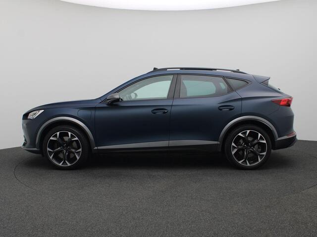 Cupra Formentor 1.4 e-Hybrid VZ Performance 245PK DSG Panoramadak, Trekhaak, Memorystoel, Stoel-Stuurverwarming, Keyless, Achteruitrijcamera, Side Assist, 19" LM Velgen