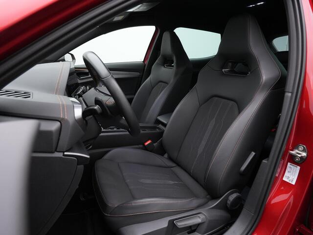 Cupra Formentor 1.4 e-Hybrid 245 pk VZ | Kuipstoelen | Adaptief sportonderstel | Achteruitrijcamera | Adaptive Cruise | Stuur-/stoelverwarming