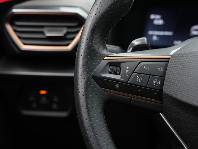 Cupra Formentor 1.4 e-Hybrid 245 pk VZ | Kuipstoelen | Adaptief sportonderstel | Achteruitrijcamera | Adaptive Cruise | Stuur-/stoelverwarming