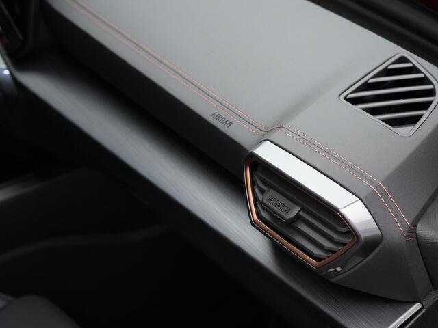 Cupra Formentor 1.4 e-Hybrid 245 pk VZ | Kuipstoelen | Adaptief sportonderstel | Achteruitrijcamera | Adaptive Cruise | Stuur-/stoelverwarming