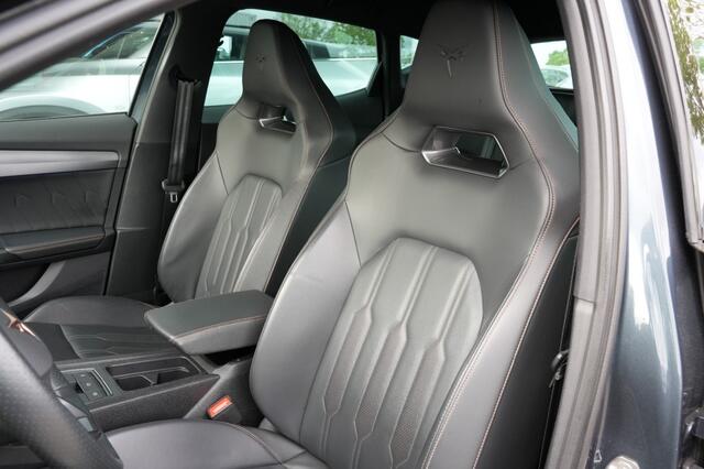 Cupra Formentor 1.4 E-HYB COPPER , Kuipstoelen,Leerpakket,Black
