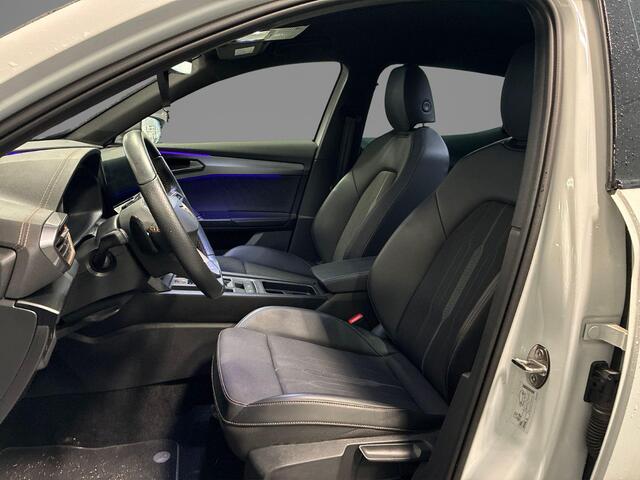 Cupra Formentor 1.4 TSI 204pk DSG e-Hybrid Essential · Apple/Android Car Play · ACC · Sfeerverlichting · Keyless · Stuurwielverwarming · 18"Velgen ·