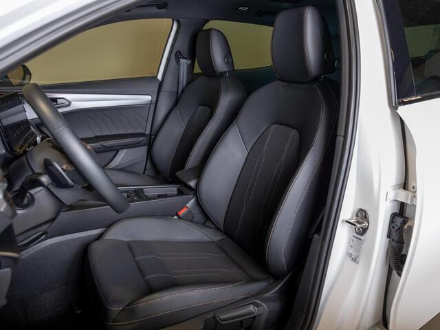 Cupra Formentor 1.5 TSI Business Edition Plus / 150pk / Panorama dak / Achteruitrij camera / Stoel en stuur verwarming /