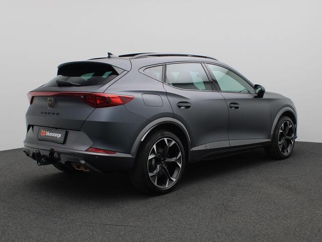 Cupra Formentor 1.4 e-Hybrid VZ Performance 245PK DSG SOH 96%, Leder, Matte lak, Pano-Schuifdak, Trekhaak, Memorystoel, Elektr. Achterklep, 19" LM Velgen, Leder, Side Assist, Keyless, Stoel-Stuurverwarming