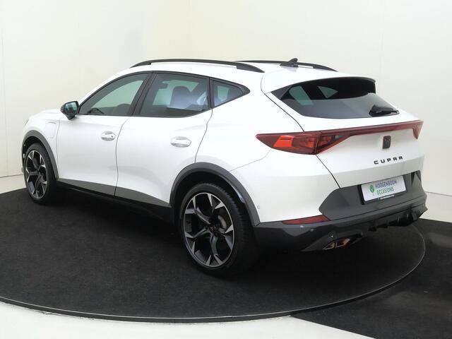 Cupra Formentor 1.4 e-Hybrid VZ Performance | SoH 100% | BEATS audio | Adaptieve demping | 360 camera | Keyless | Dodehoek detectie | Navigatie | Stuurwiel verwarmd |