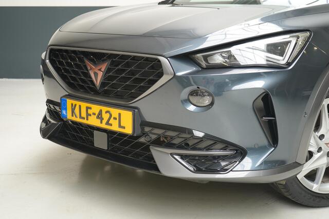 Cupra Formentor 1.4 TSI e-Hybrid Essential | SoH 97,8% | Carplay | Navigatie | Adapt. Cruise | Sfeerverlichting | Camera
