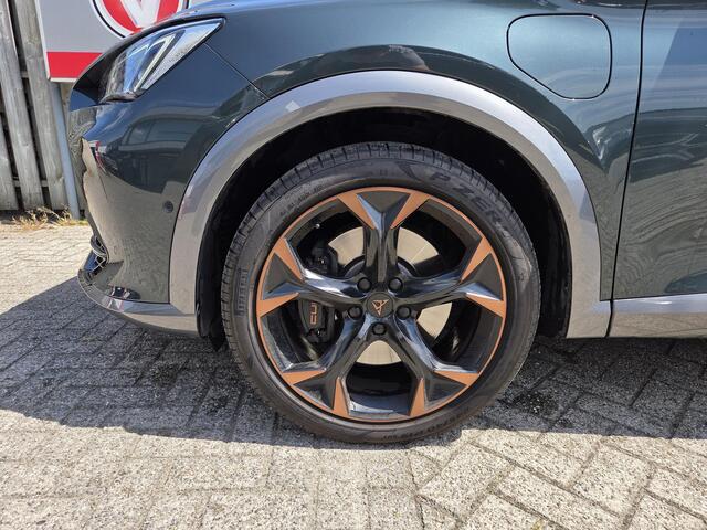 Cupra Formentor 1.4 e-Hybrid VZ Performance 19"/Panoramadak/Virtual cockpit/Dodehoek/Lane Assist/Keyless/Camera/PDC v+a