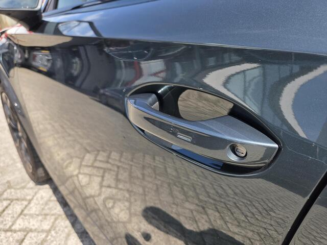 Cupra Formentor 1.4 e-Hybrid VZ Performance 19"/Panoramadak/Virtual cockpit/Dodehoek/Lane Assist/Keyless/Camera/PDC v+a