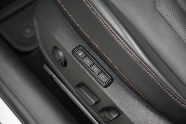 Cupra Formentor 1.4/245PK e-Hybrid VZ Performance|2024|Panoramadak|Leder+Memory|Trekhaak|PDC+360Camera+Assist|19"Copper|VOL!
