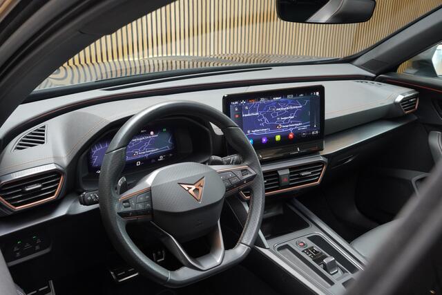 Cupra Formentor 1.4/245PK e-Hybrid VZ Performance|2024|Panoramadak|Leder+Memory|Trekhaak|PDC+360Camera+Assist|19"Copper|VOL!