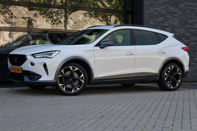 Cupra Formentor 1.4 e-Hybrid VZ Performance | DEALER ONDH | CAMERA | ELEK TREKHAAK | ACC | KEYLESS | SPORTSTOELEN |