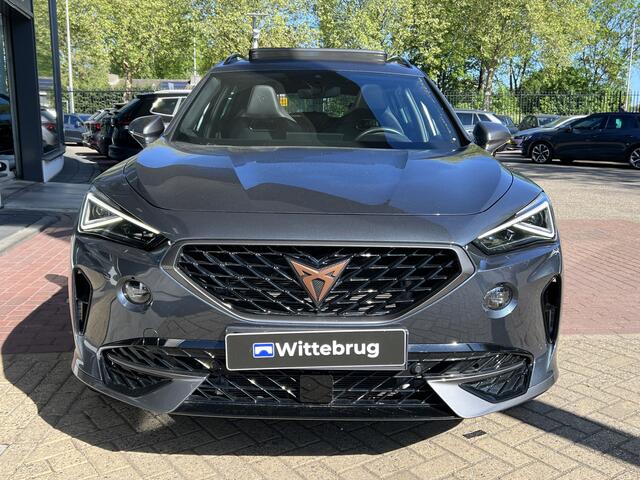 Cupra Formentor 1.4 e-Hybrid VZ Performance / 19 Inch / Panorama dak / Supersport stuur / Memory Seat / Stoel + Stoelverwarming