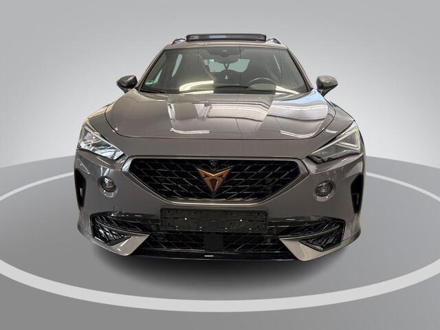 Cupra Formentor 1.4 e-Hybrid 245pk DSG VZ Performance · Panoramadak · Trekhaak · 360 Camera · Elek. Stoelen + Geheugen Bestuurder · Matrix LED · Black Leder · Keyless ·