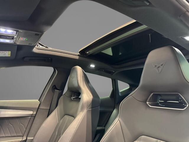 Cupra Formentor 1.4 e-Hybrid 245pk DSG VZ Performance · Panoramadak · Trekhaak · 360 Camera · Elek. Stoelen + Geheugen Bestuurder · Matrix LED · Black Leder · Keyless ·