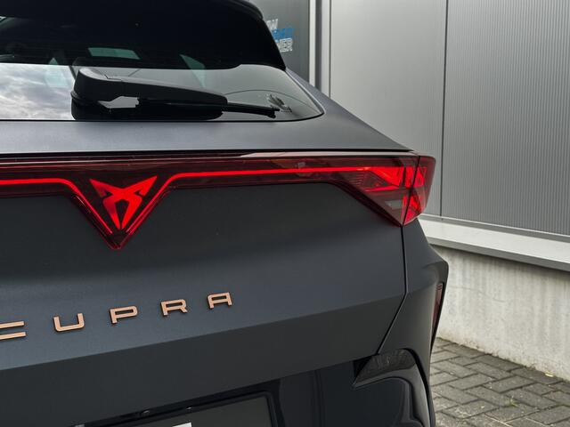 Cupra Formentor 1.5 TSI e-Hybrid VZ Performance 272PK | Matt Grey | Pano | Memory | ACC | 1e eig | Nieuwstaat