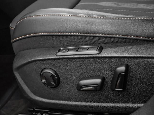 Cupra Formentor 1.4 e-Hybrid 245pk DSG VZ Performance · Panoramadak · 360 Camera · Keyless · Dodehoeksensor · Elek. Achterklep · Stuur- & Stoelverwarming · Garantie t/m 27-03-2028 80.000km
