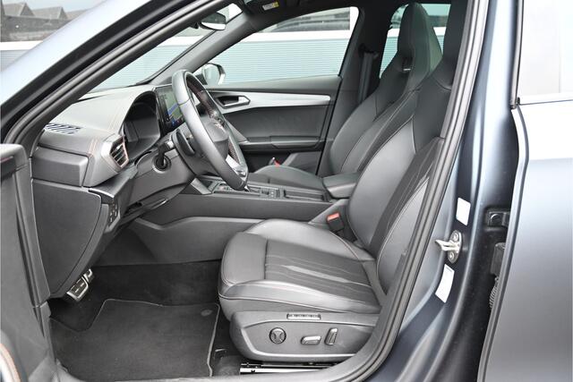 Cupra Formentor 1.4 e-Hybrid VZ 245 PK / PANO / COPPER EDITION / MATGRIJS / CAMERA / MEMORY / SFEERVERLICHTING / ACC / LANE ASSIST