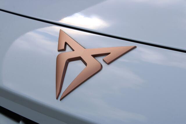 Cupra Formentor 1.5 TSI e-Hybrid Business | Incl. 12 maanden garantie | Adaptieve cruise control | Apple carplay/Android auto | 360° camera | Climate control | DAB radio | Standkachel |