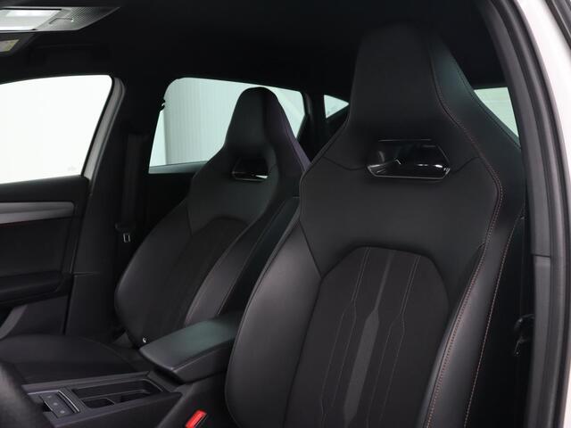 Cupra Leon 1.4 eHybrid VZ | 245pk | Stoel & stuurverwarming | Carplay | Camera | Adaptive cruise | Navigatie | Sfeerverlichting | Keyless | Sportstoelen | PHEV | Plug In