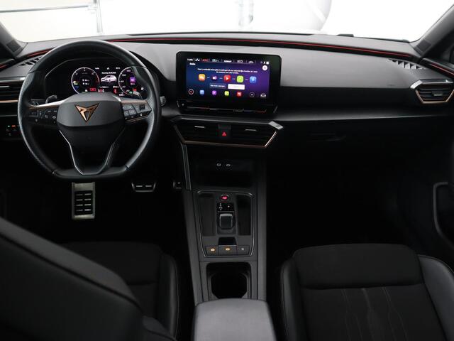 Cupra Leon 1.4 eHybrid VZ | 245pk | Stoel & stuurverwarming | Carplay | Camera | Adaptive cruise | Navigatie | Sfeerverlichting | Keyless | Sportstoelen | PHEV | Plug In