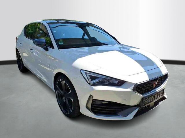Cupra Leon 1.4 TSI eHybrid 245pk PHEV VZ / Panoramadak / Navigatie / Camera / Wordt Verwacht