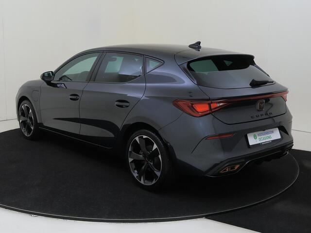 Cupra Leon 1.4 e-Hybrid Business | Adaptieve demping | Keyless | Stoel- en stuurwielverwarming | Achteruitrijcamera | Dodehoek detectie | Adaptieve cruise control | Sfeerverlichting |