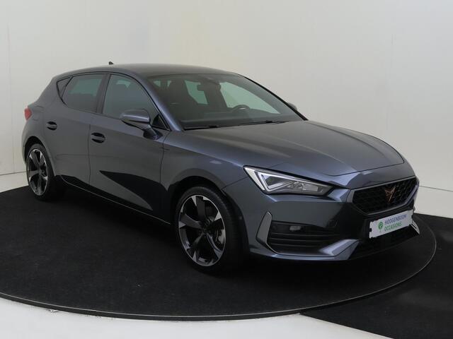 Cupra Leon 1.4 e-Hybrid Business | Adaptieve demping | Keyless | Stoel- en stuurwielverwarming | Achteruitrijcamera | Dodehoek detectie | Adaptieve cruise control | Sfeerverlichting |