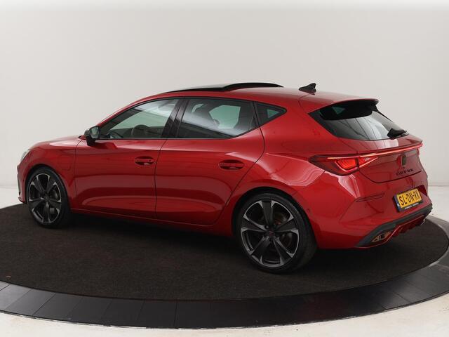 Cupra Leon 1.4 e-Hybrid VZ Performance | Panoramadak | Stoel & stuurverwarming | Adaptive cruise | Camera | Carplay