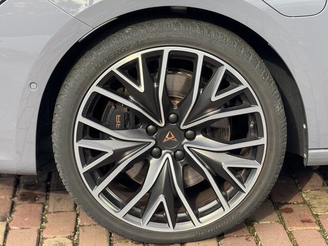 Cupra Leon 1.4 e-Hybrid VZ Performance | Pano | Keyless | Stuurverwarming