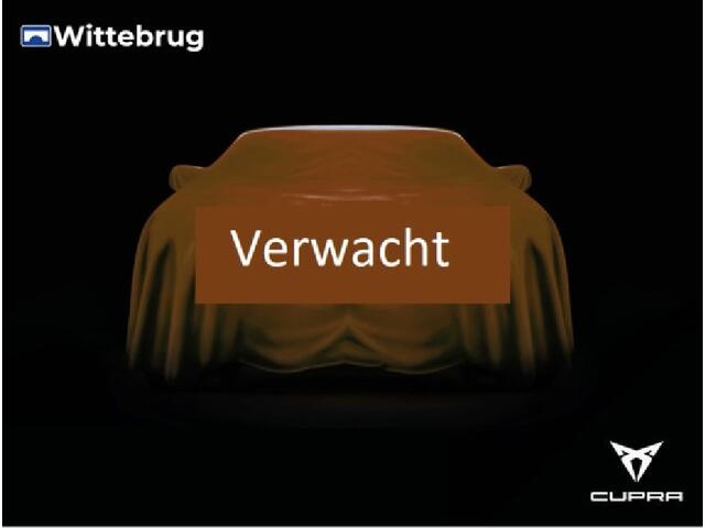 Cupra Leon 1.4 e-Hybrid 245pk Performance DSG Automaat 19"LM velgen / Panoramadak / Voorruit verwarmbaar / Navigatie / Parkeersensoren