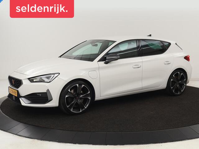 Cupra Leon 1.4 TSI eHybrid VZ | 245pk | Carplay | Navigatie | Sfeerverlichting | Keyless | Sportstoelen | Digital Cockpit | Parkeerhulp | PHEV | Plug In