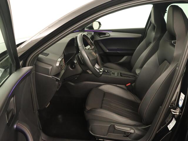 Cupra Leon 1.4 e-Hybrid VZ | 245pk | Stoel & stuurverwarming | Adaptive cruise | Camera | Carplay | Navigatie | 19'' lichtmetalen velgen | Digital Cockpit | Sportstoelen | PHEV | Plug In