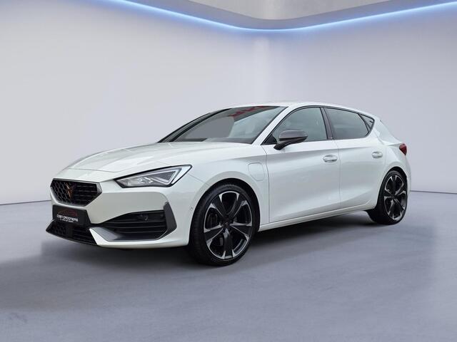 Cupra Leon 1.4 e-Hybrid VZ Performance 245pk/Apple Carplay/Parkeersens. rondom+camera/ACC/Stoel&Stuurverw./DAB+/DCC/19''LMV/(MET GARANTIE*)