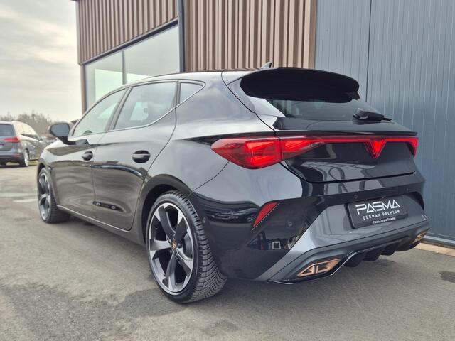 Cupra Leon 1.5 TSI e-Hybrid Business 204pk | BTW | Camera | Stuur-stoelverw. | Carplay | Memory