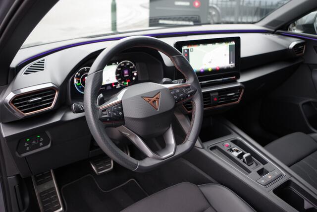 Cupra Leon 1.4 e-Hybrid 245 PK VZ Adrenaline PHEV, Adap. Cruise Control, Stuur- & Stoelverwarming, LED