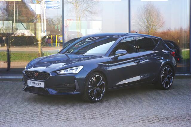 Cupra Leon 1.4 e-Hybrid VZ 245 PK Adrenaline PHEV, Stuur-Startknop, WInterpakket, Camera, Carplay, 19" LM