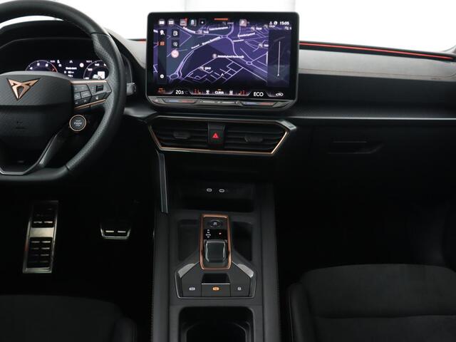 Cupra Leon 1.5 eHybrid Business | Stoelverwarming | Adaptive cruise | Camera | Carplay | Sportstoelen | Matrix LED | Keyless | PHEV | Plug In