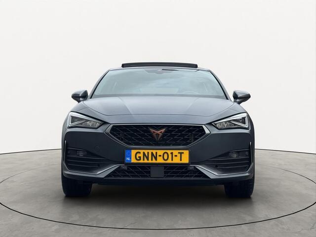 Cupra Leon 1.4 e-Hybrid 245PK VZ Copper Edition Pano Memory