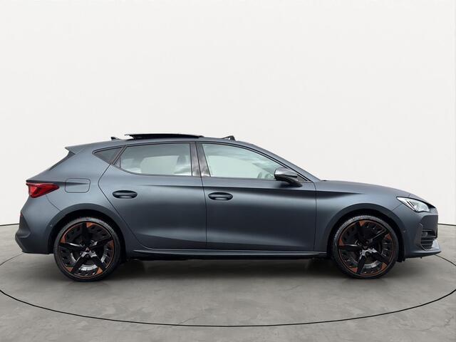 Cupra Leon 1.4 e-Hybrid 245PK VZ Copper Edition Pano Memory