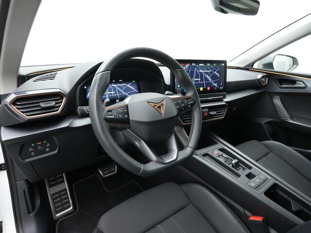 Cupra Leon 1.4 e-Hybrid 204 pk | Kuipstoelen | Adaptief sportonderstel | Geheugenstoel | Stuur-/stoelverwarming