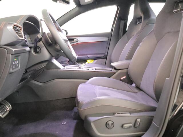 Cupra Leon 1.5 TSI e-Hybrid FR Business 204 pk Automaat (DSG) | Navigatie | Parkeersensoren (Park assist) | Achteruitrijcamera | Elektr. bestuurdersstoel met memory | Stoelverwarming |