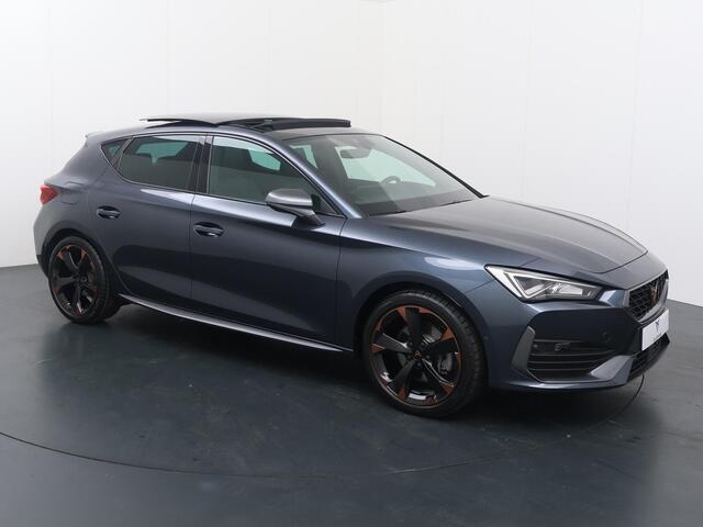 Cupra Leon 1.5 eTSI FR Business Intense | 150 PK | Automaat | Panoramadak | Beats audio | 18" LM velgen |