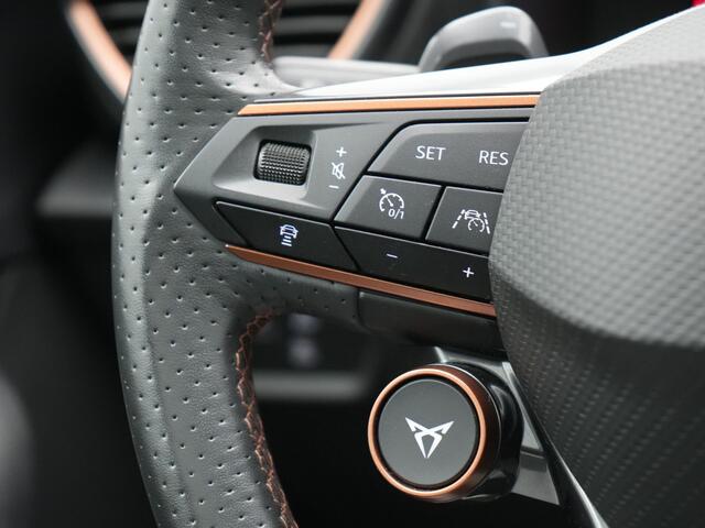 Cupra Leon 1.4 e-Hybrid VZ Copper Edition Plug In Hybrid 245pk Dealer O.H PHEV | Panodak | Adaptive Cruise | Sportstoelen Memory & Verwarmd | Sfeerverlichting | Apple Carplay | Blis | Keyless | Stuur Verwarmd | Navigatie | Virtual | DAB |