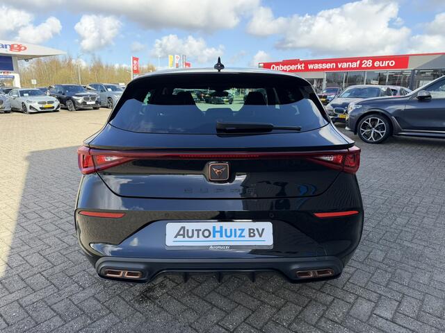 Cupra Leon 1.4 e-Hybrid Essential 18 Inch PDC Stoelverwarming Stuurwielverwarming LED Navigatie