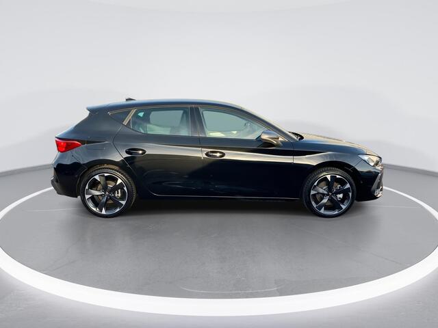 Cupra Leon 1.5TSIe-Hybrid 150kW/204PK DSG FL · Navigatie · Apple/Android Car Play · Camera + Parkeersensoren · Garantie t/m 13-05-2027
