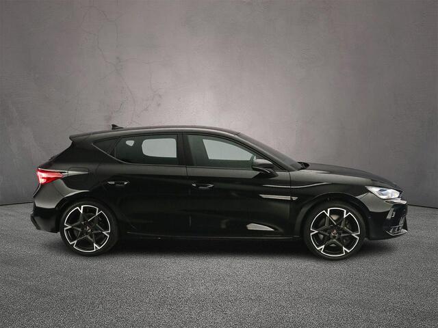 Cupra Leon VZ Performance 1.5 TSI eHybrid 272pk DSG Automaat Adaptive cruise control, Sennheiser audio, Achteruitrijcamera, Stuurwiel verwarmd